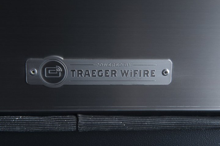 Traeger Timberline 1300 WiFi-Pelletgrill - inkl. Abdeckhaube und Pellets