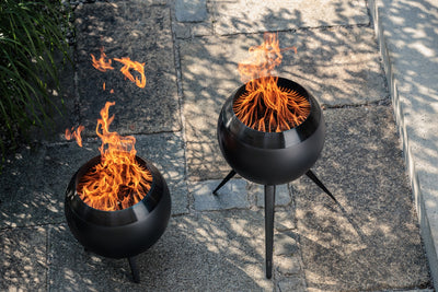 höfats MOON 45 all black Feuerkorb mit niedrigem Fuß