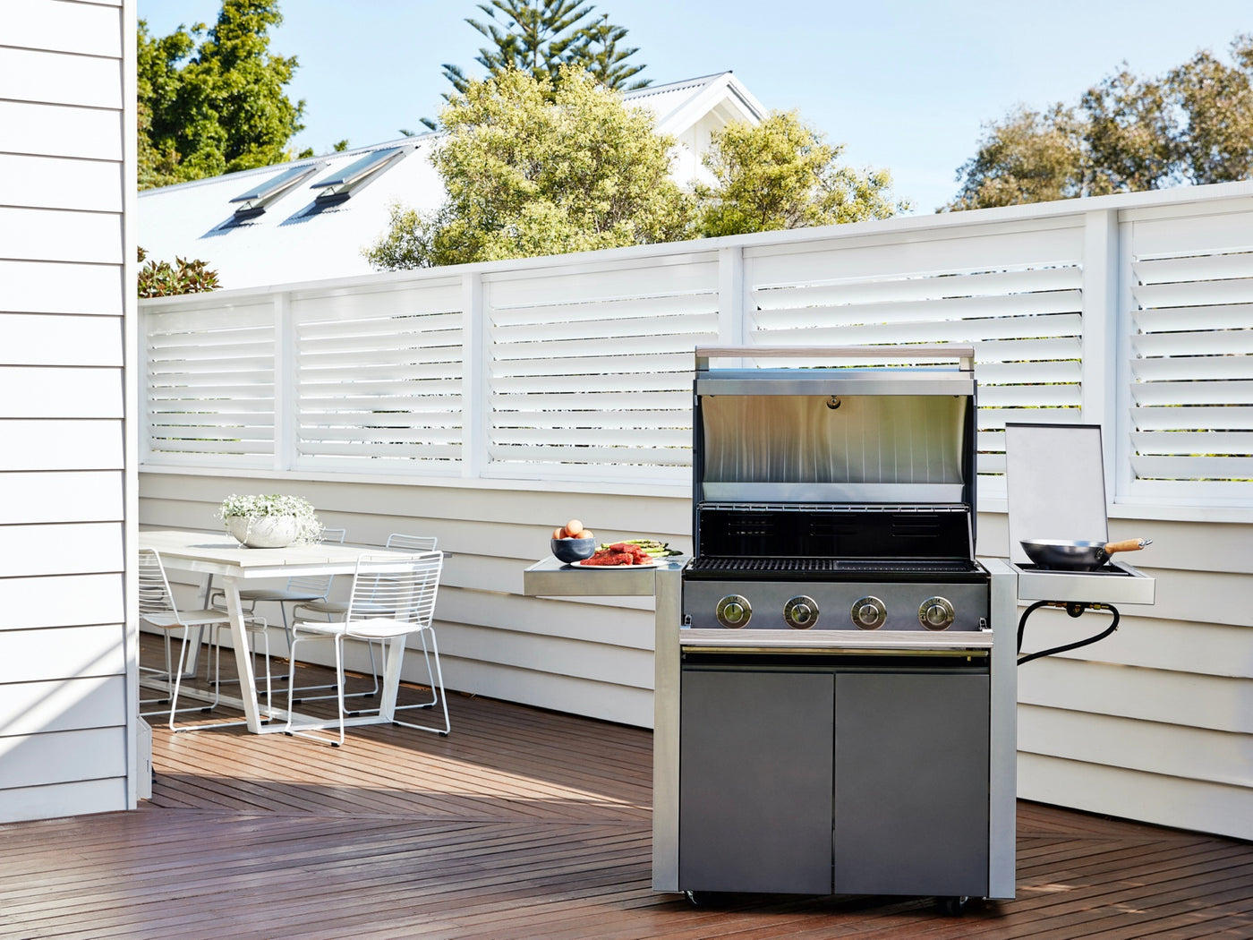 BeefEater Discovery® 1500 Serie - 3-Brenner Grillwagen 16kW