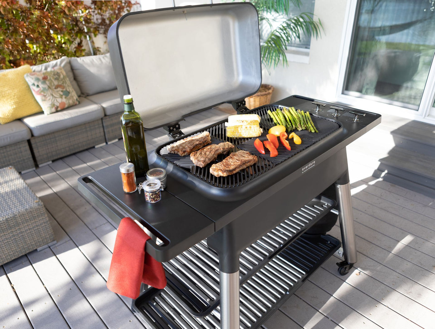 Everdure FURNACE Gasgrill mit Doppelboden, matt stone
