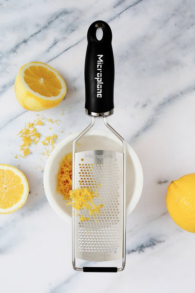 Microplane Gourmet Serie - feine Reibe, schwarz