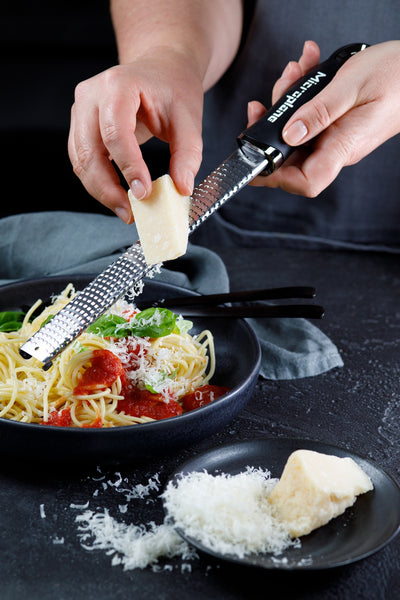 Microplane Premium Classic Zester-Reibe, verschiedene Farben