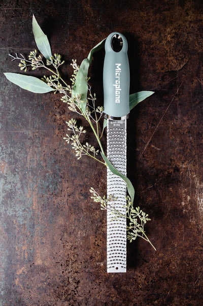 Microplane Premium Classic Zester-Reibe, verschiedene Farben