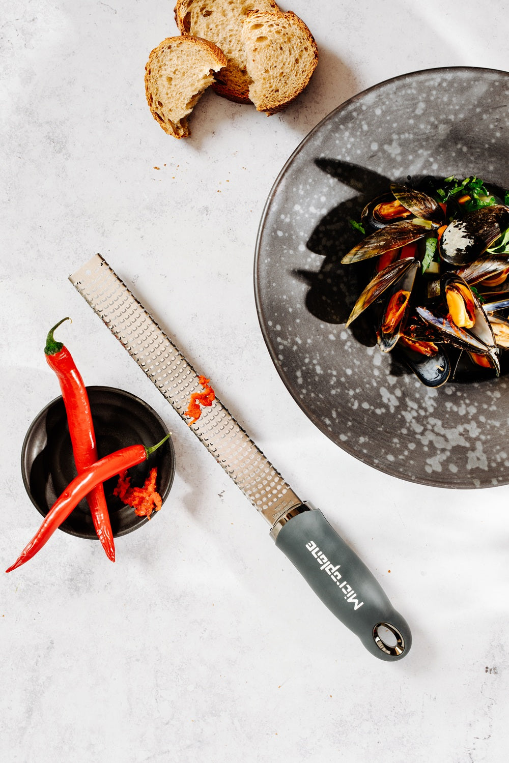 Microplane Premium Classic Zester-Reibe, verschiedene Farben