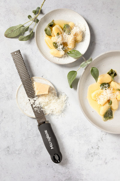 Microplane Premium Classic Zester-Reibe, verschiedene Farben