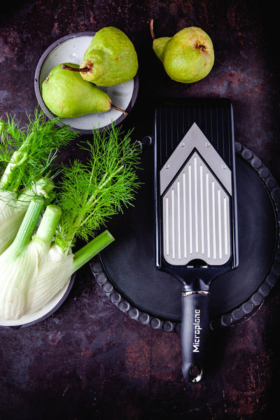 Microplane - Multihobel mit V-Klinge und Julienneklinge