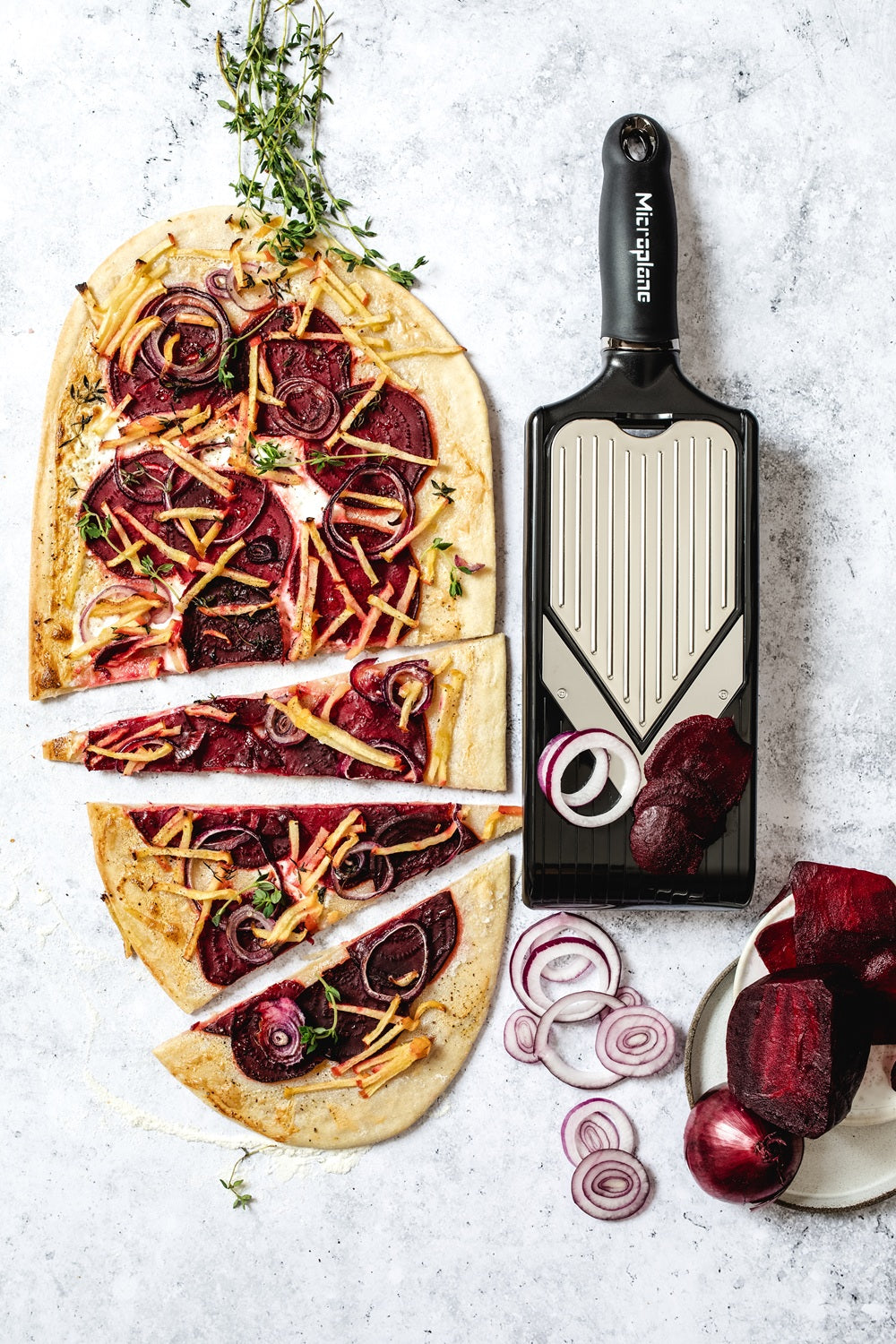 Microplane - Multihobel mit V-Klinge und Julienneklinge