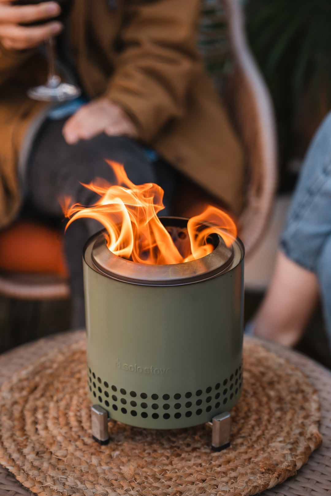 solo stove Mesa Tischfeuer XL - 4 Farben - erhältlich beim