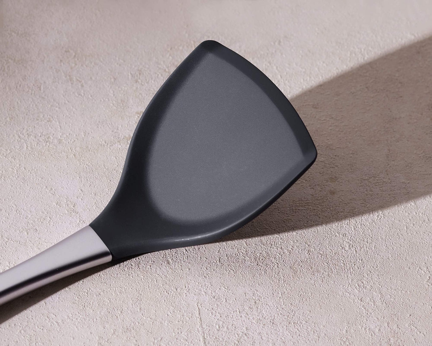 Olavson Küchenhelfer – Pfannenwender 33 cm aus Edelstahl & Silikon