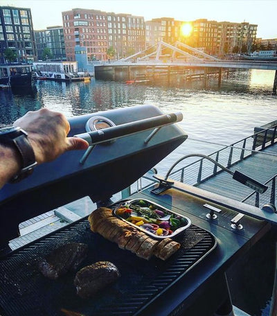 Everdure-FORCE-Gasgrill-2-Brenner-schwarz-Modell-2021-mit-Doppelboden-4