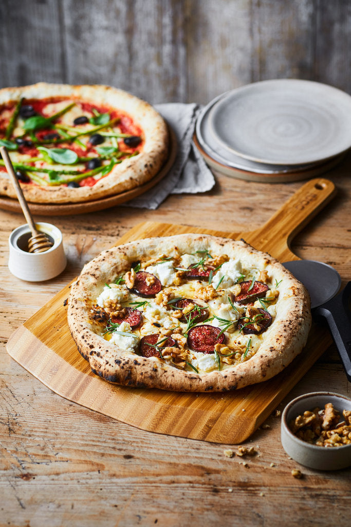 Ooni Pizzaschieber Bambus und Pizzabrett 35 cm (14″) - erhältlich beim  Flammenpapst®